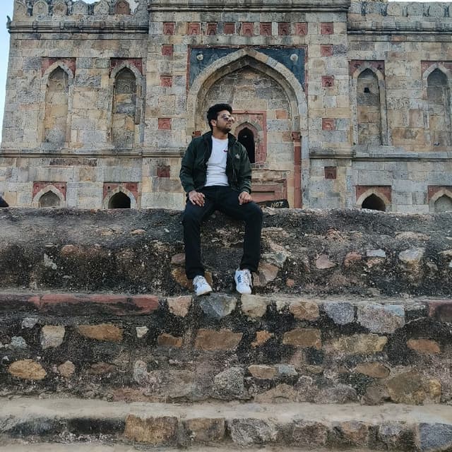 Aanuj  Jain