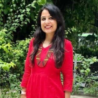 Aaqila  khan