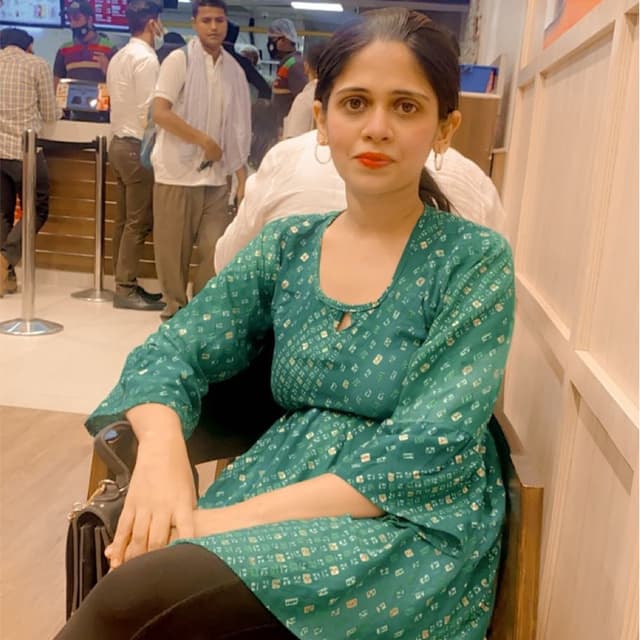 Aayushi jha