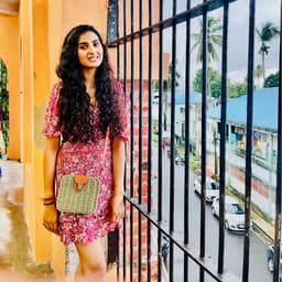 Aayushi verma