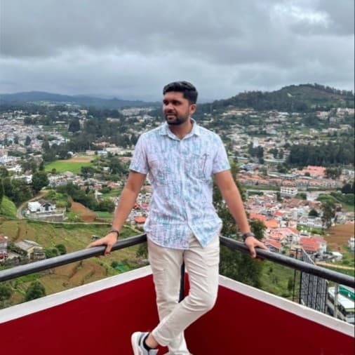 Abhishek Rakholiya