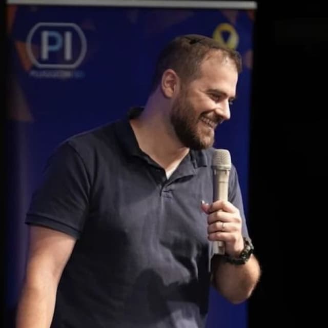 Adam Davis