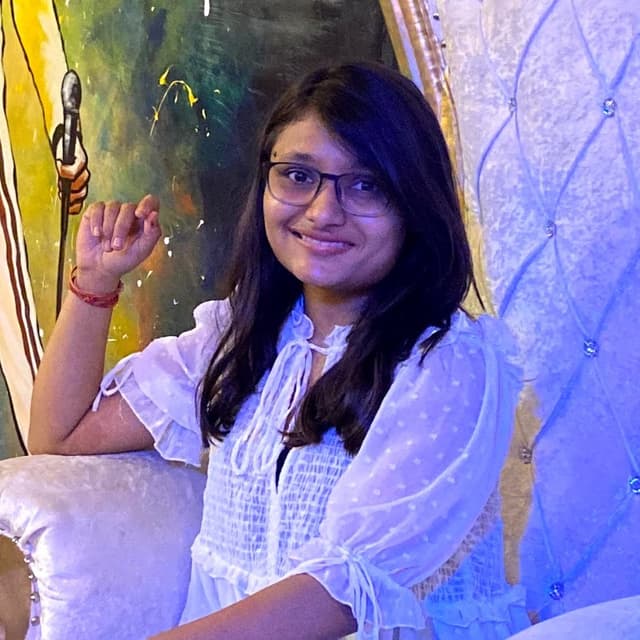 Akansha Likhdhari