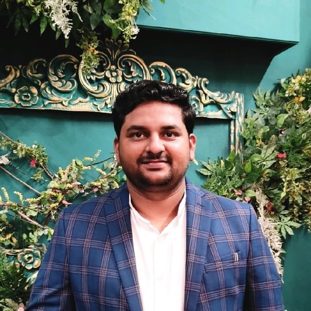 Akash H.