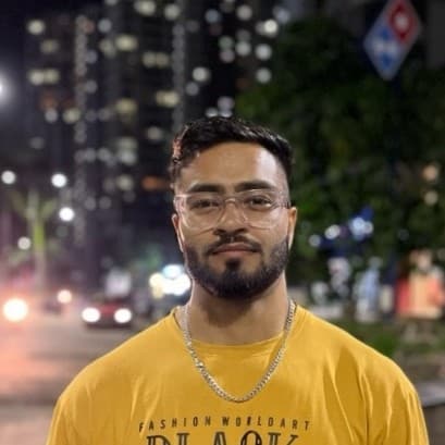 Akhil Chandail
