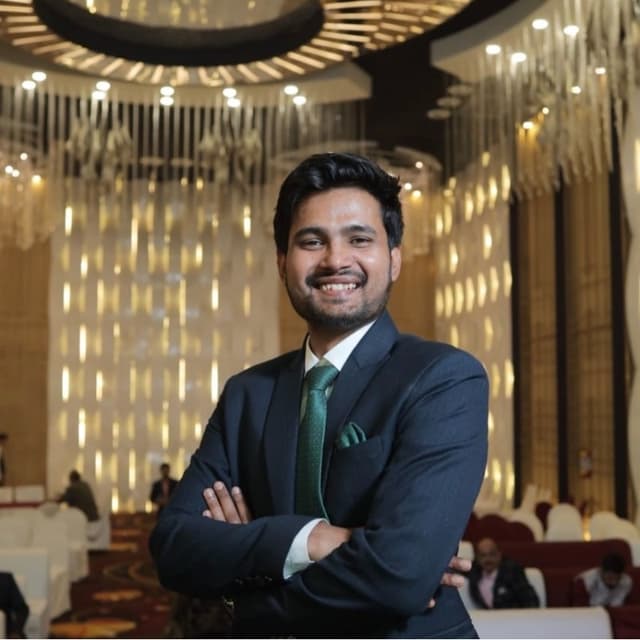 Akshat S.