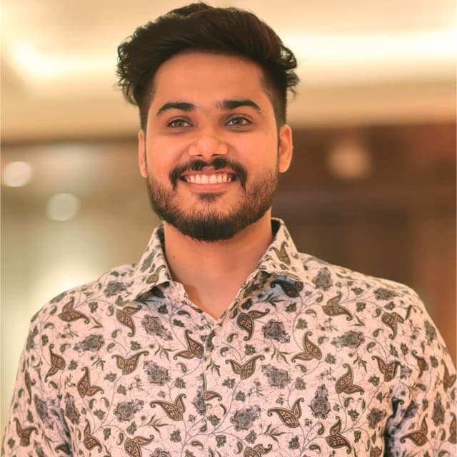 Akshay Kapoor 