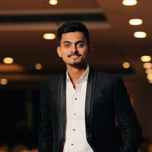 Akshay Padave