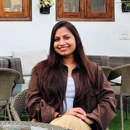 Akshi G.