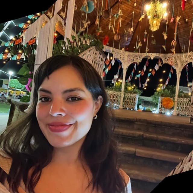Alejandra Rosas