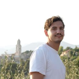 Alexandre Akar