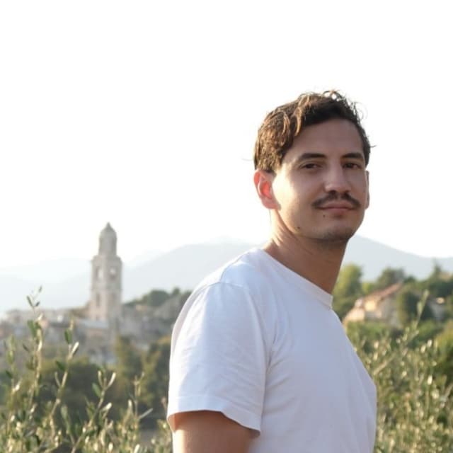 Alexandre Akar