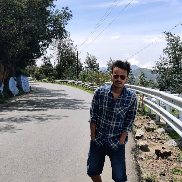 Alpesh Vas