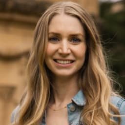 Amanda Wood