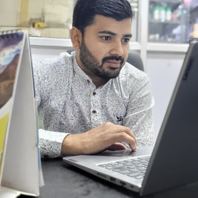Amir Khan