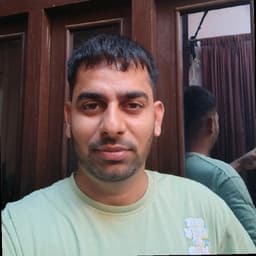 Amir Khan  I.