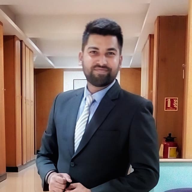 Amit S.