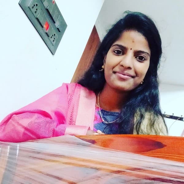 Ananthi M.