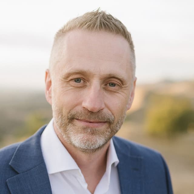 Andreas Sjostrom
