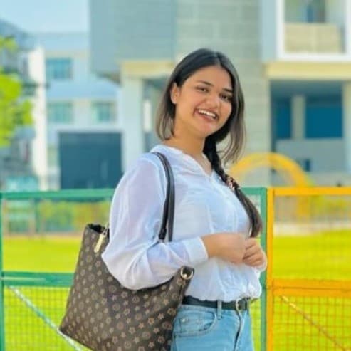 Anshika Anshika