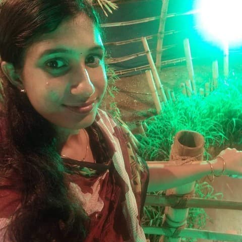 Aparnna V