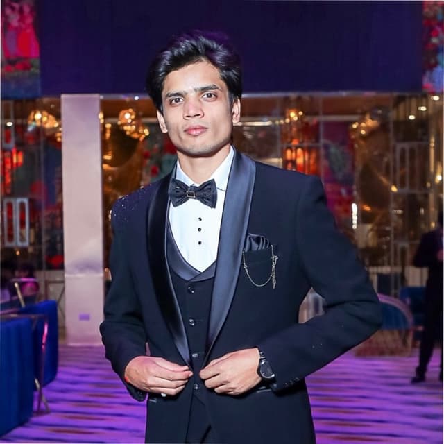 Arav K.