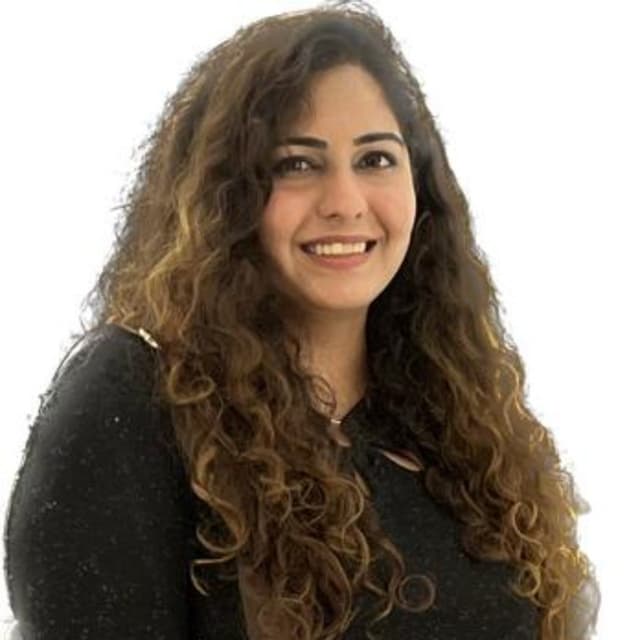 Arfa M.