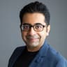 Arjun アージュン Sarwal サーワル