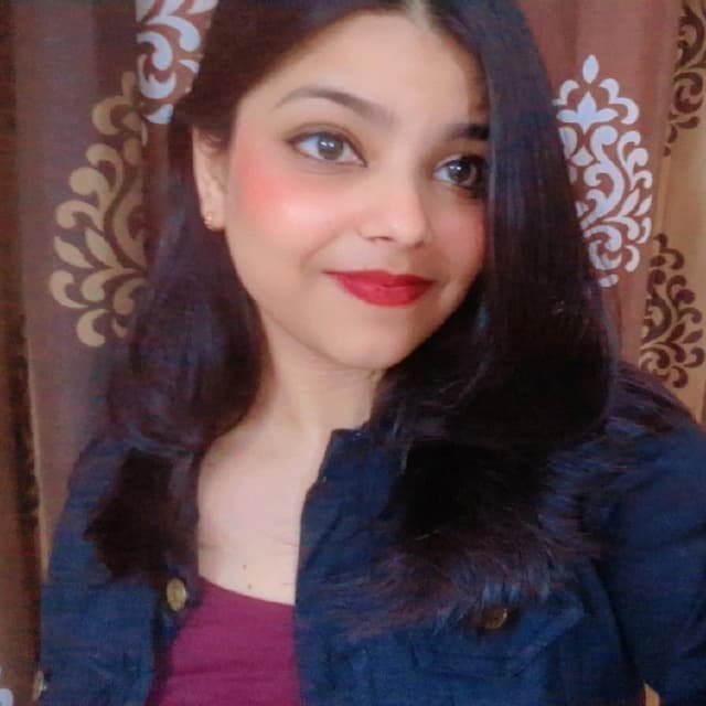 Arya Noughriya