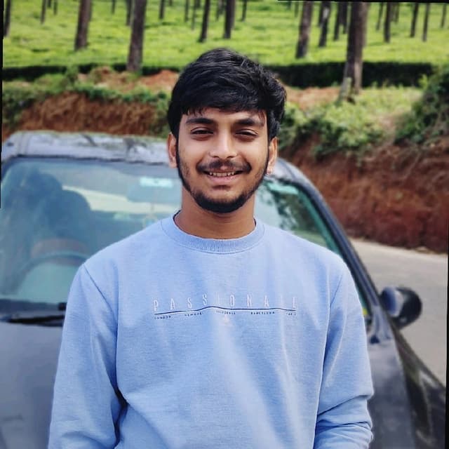 Ashish S 📈