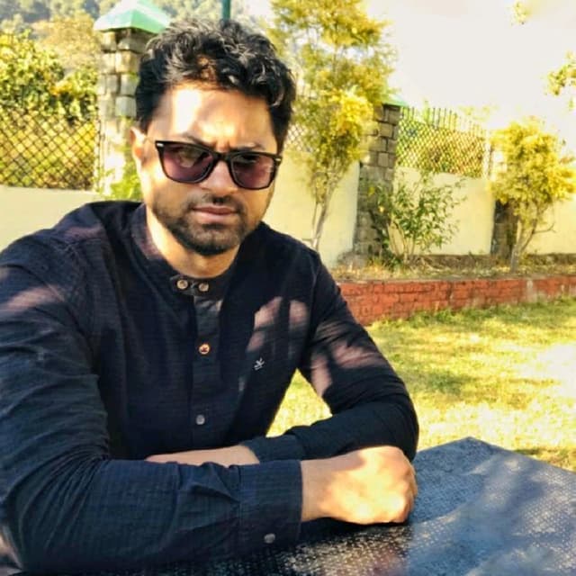 Ashu V.
