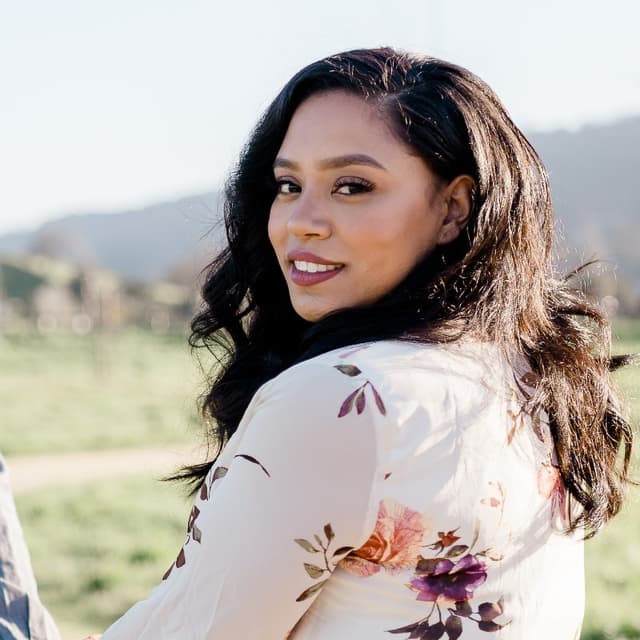 Aysia Burnett