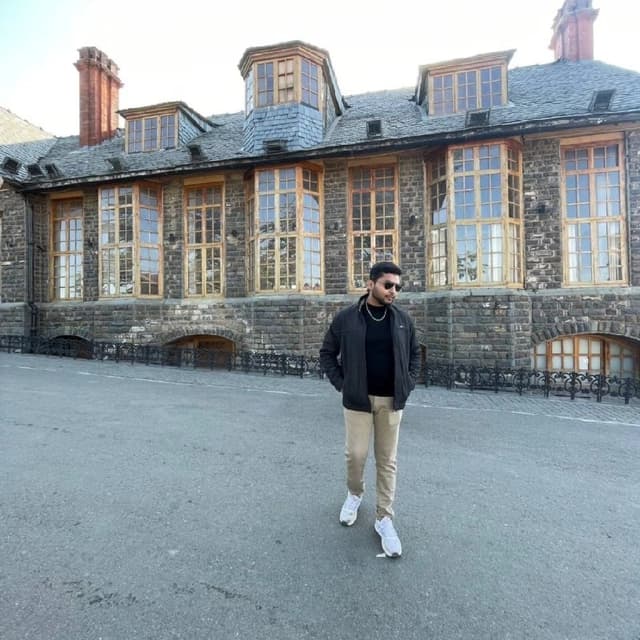  Ayush Singh