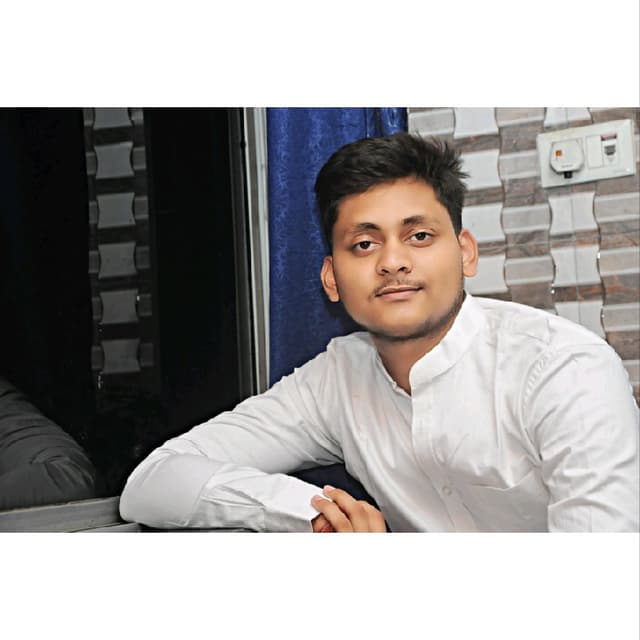 AYUSH CHAUHAN