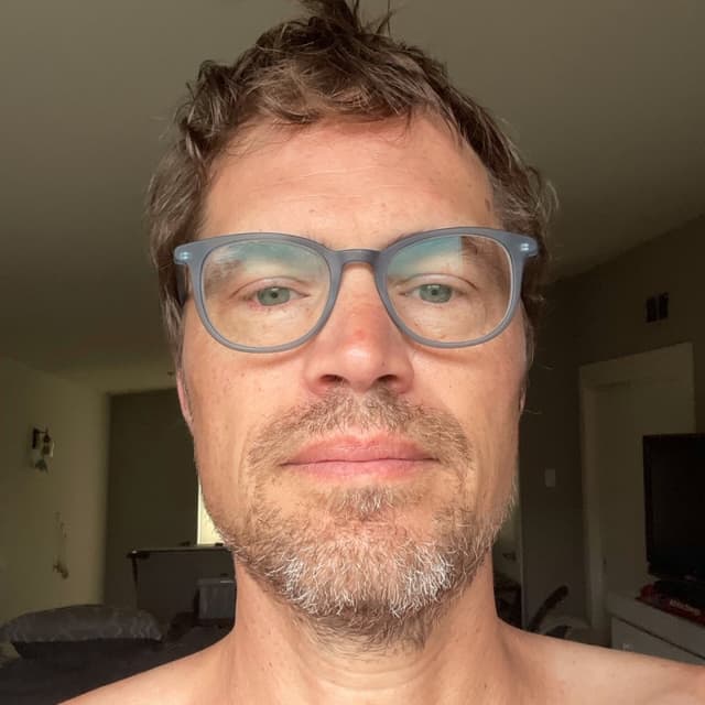 Drew Thomas 🏄‍♂️