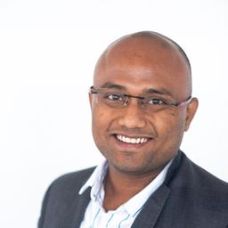 Chakravarthy Petluri