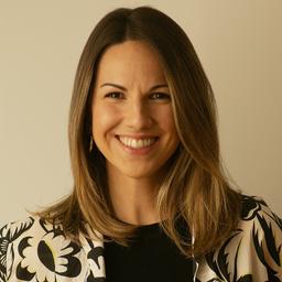 Carolina Veiga (she/her)