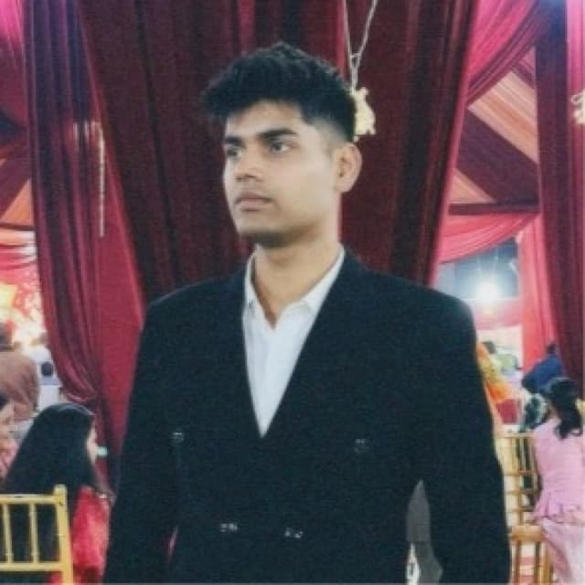 Daksh Lohia