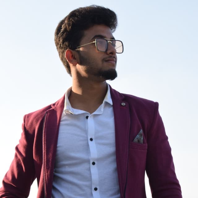 Darshan R