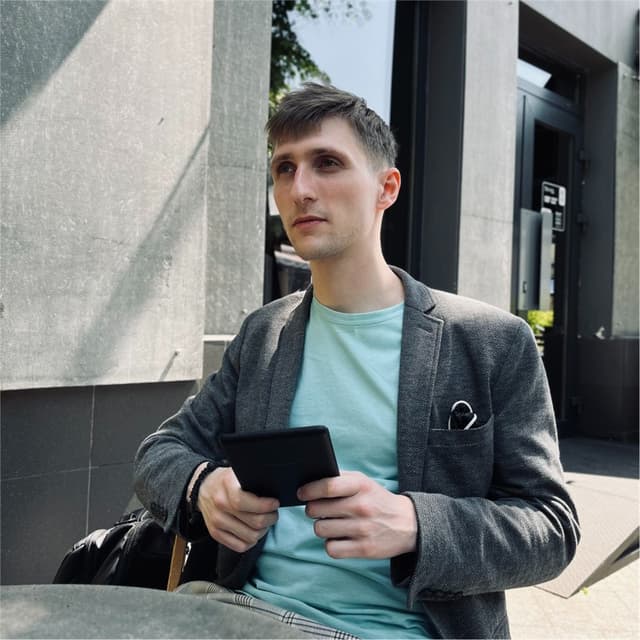 Dmitrii Buriachek