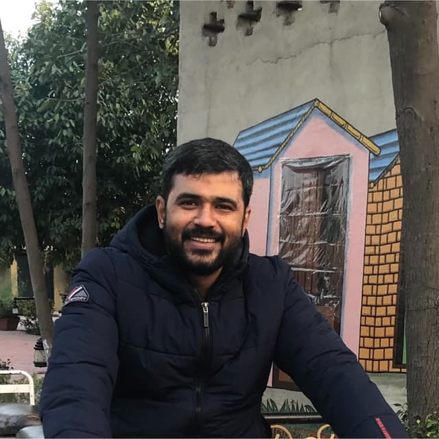 Deepak Tomar