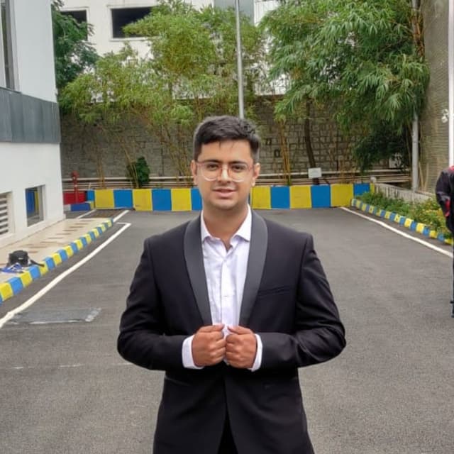 Dheer  Varyani 
