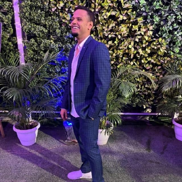 Dhruv Saxena