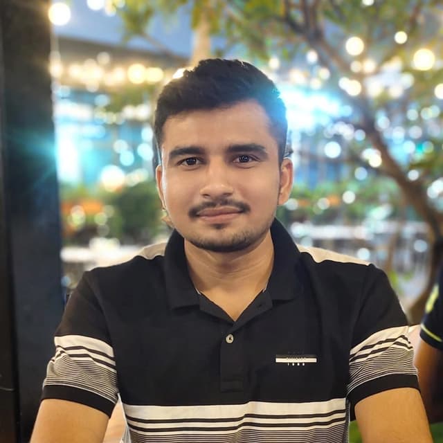 Dhruvan kadavala