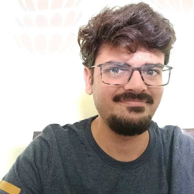 Dhruvil Shah