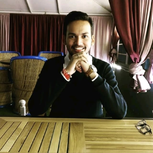 Dikshit Maheshwari