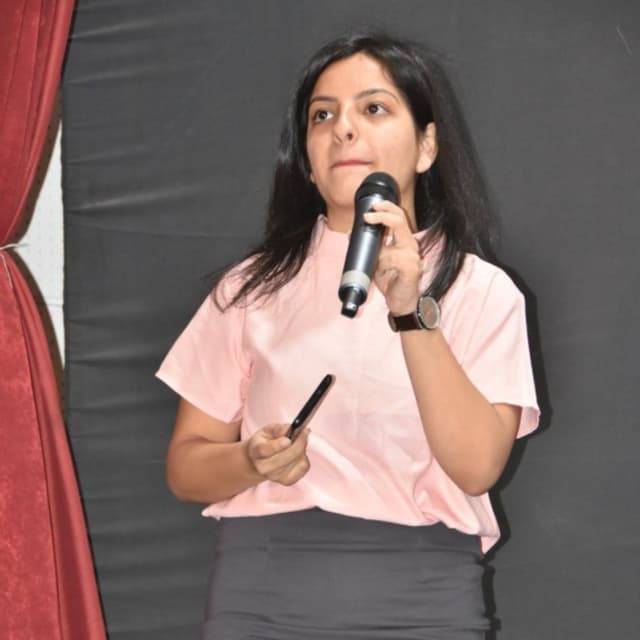 Dimple Khilwani