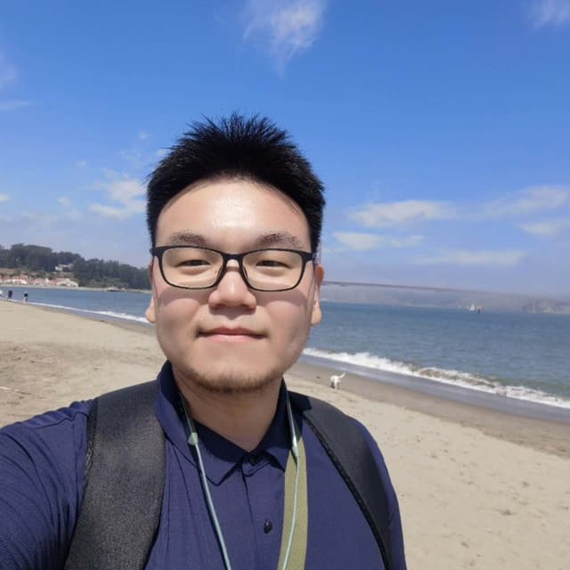 Dingyi Yu