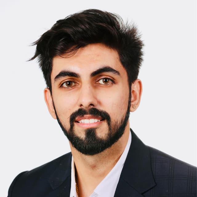 Divit Maini, CFA