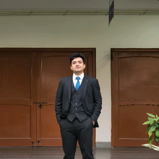 Divyanshu  Garia